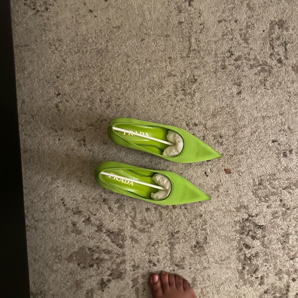 Prada heels shoes - Picture 2 of 4